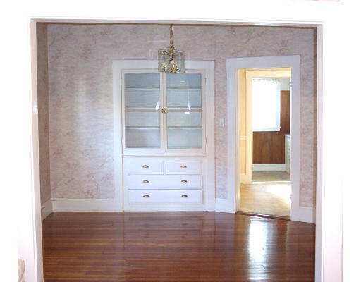 136 Holbrook Road Quincy, MA 02171 - Photo 5 of 7 Gallery Image 5