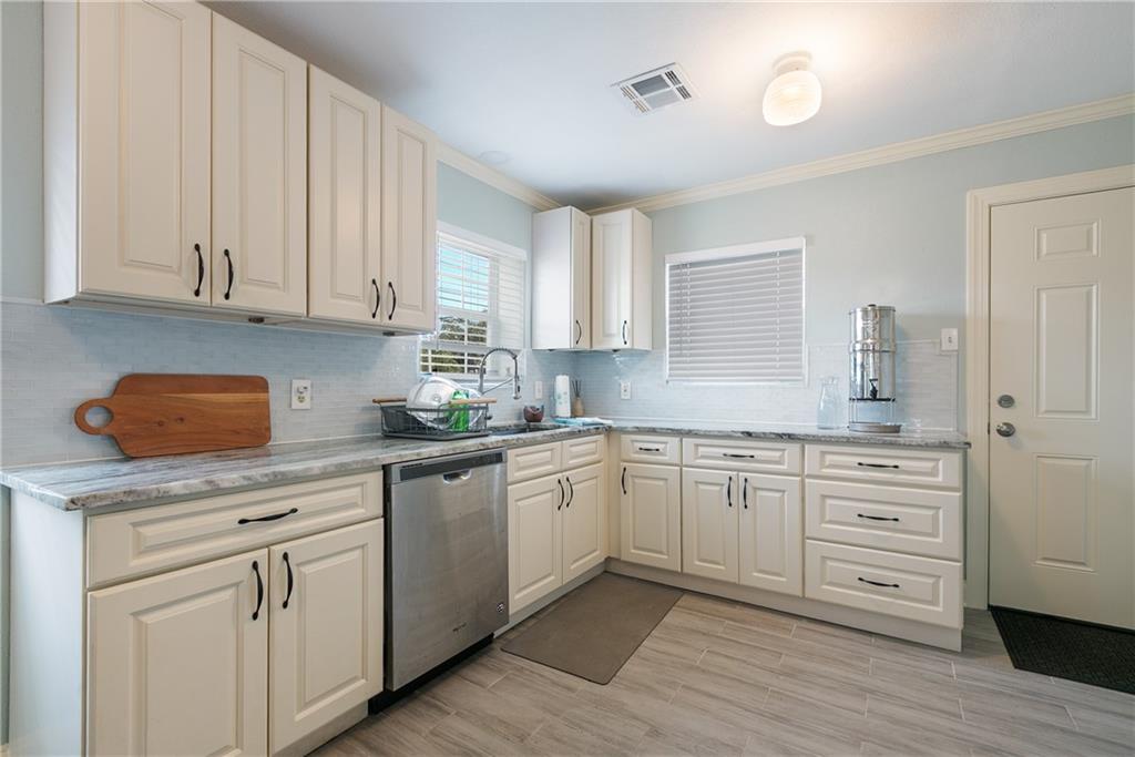 1008 Clay Street Kenner, LA 70062 - Photo 4 of 15