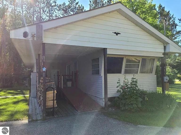 6170 Walton Road Kingsley, MI 49649 - Photo 4 of 15
