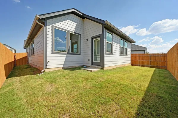 $297,965 | 270 Bendecido Loop, Elgin, TX 78621