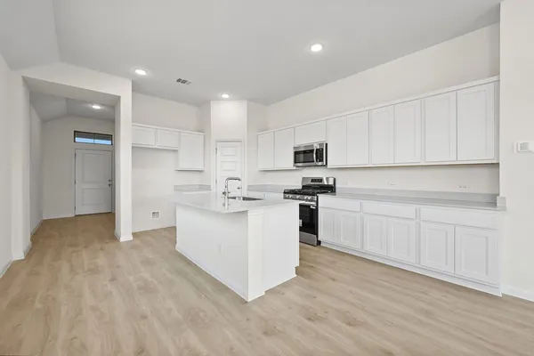 $297,965 | 270 Bendecido Loop, Elgin, TX 78621