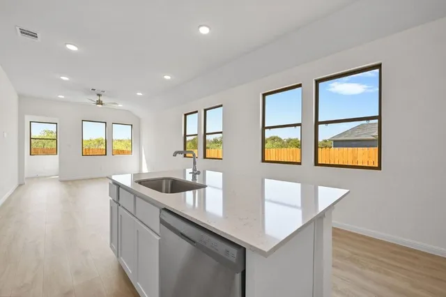 $286,900 | 270 Bendecido Loop, Elgin, TX 78621