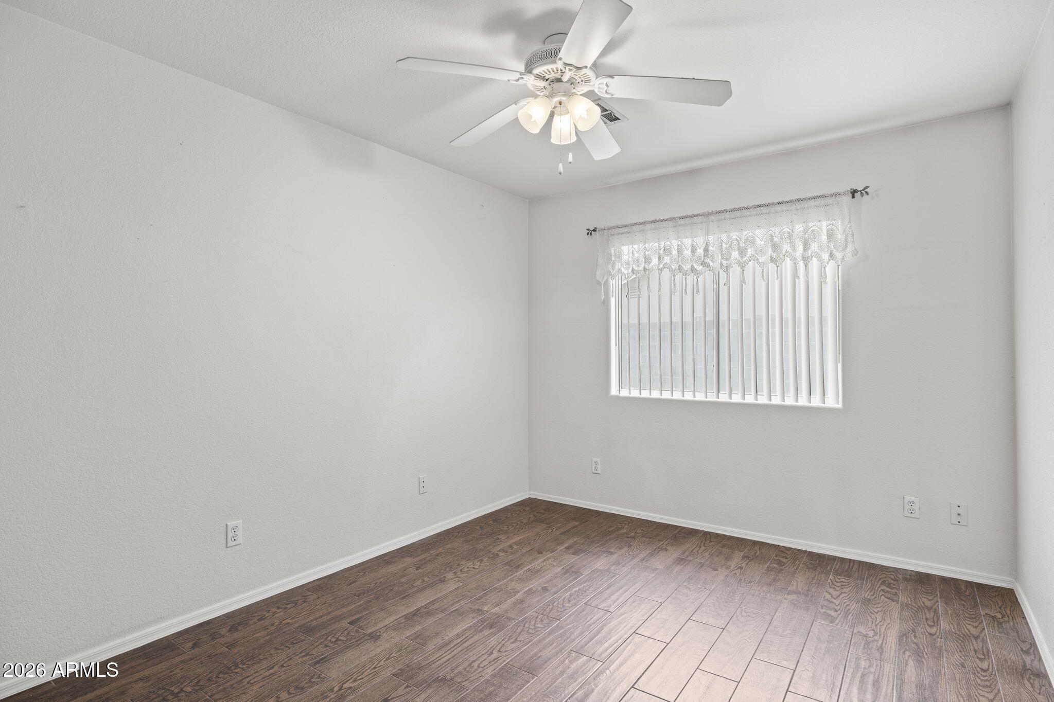 2054 South Marble Street Gilbert, AZ 85295 - Photo 13 of 28 2054 S Marble St