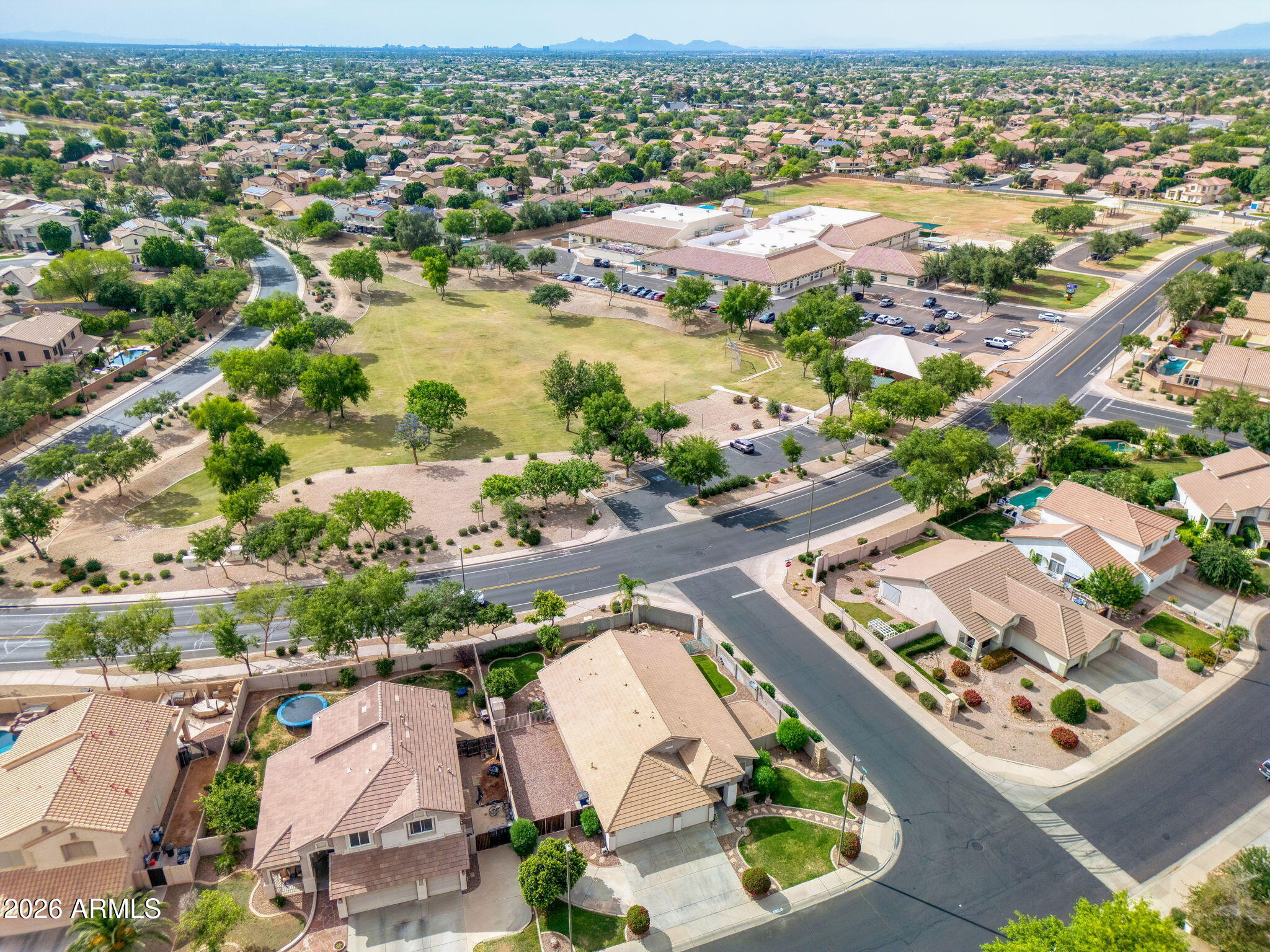 2054 South Marble Street Gilbert, AZ 85295 - Photo 6 of 28 2054 S Marble St