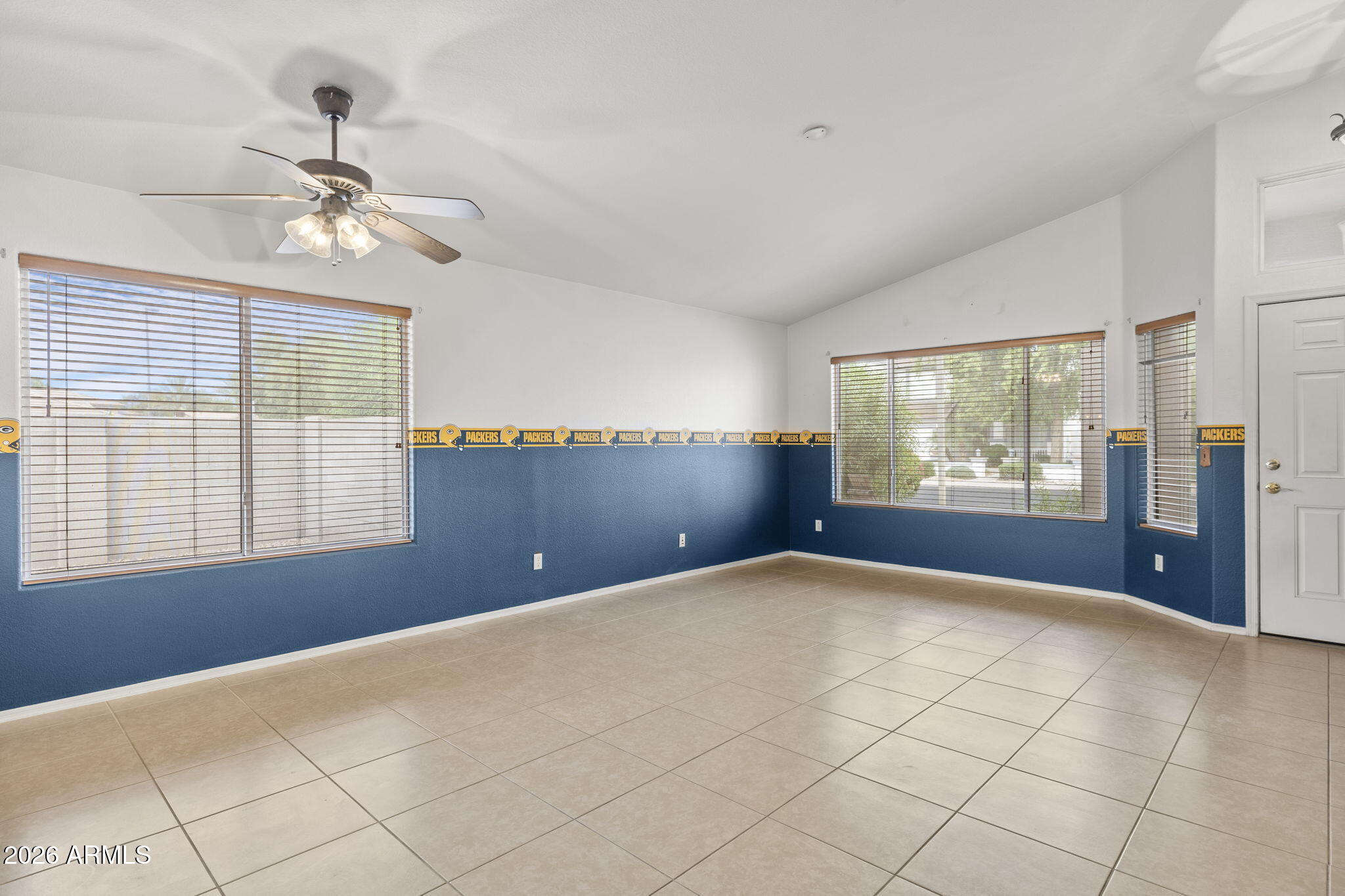 2054 South Marble Street Gilbert, AZ 85295 - Photo 7 of 28 2054 S Marble St