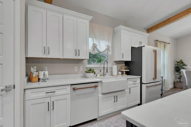 $449,900 | 6521 Schwab Drive, Pensacola, FL 32504