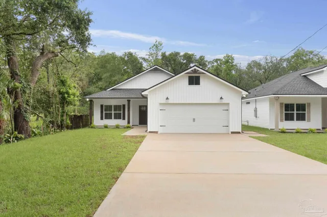 $449,900 | 6521 Schwab Drive, Pensacola, FL 32504