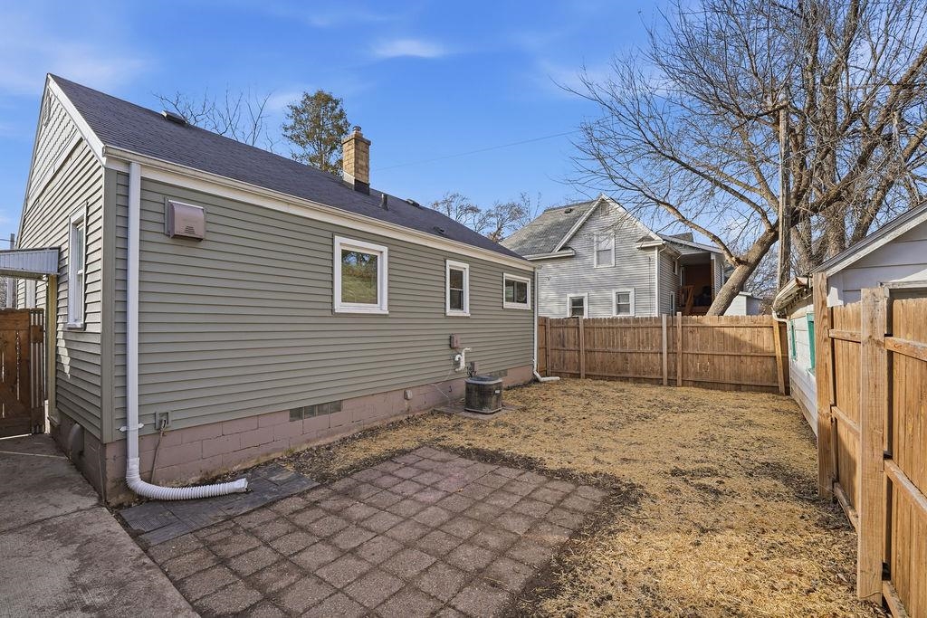 400 South Outagamie Street Appleton, WI 54914 - Photo 15 of 17