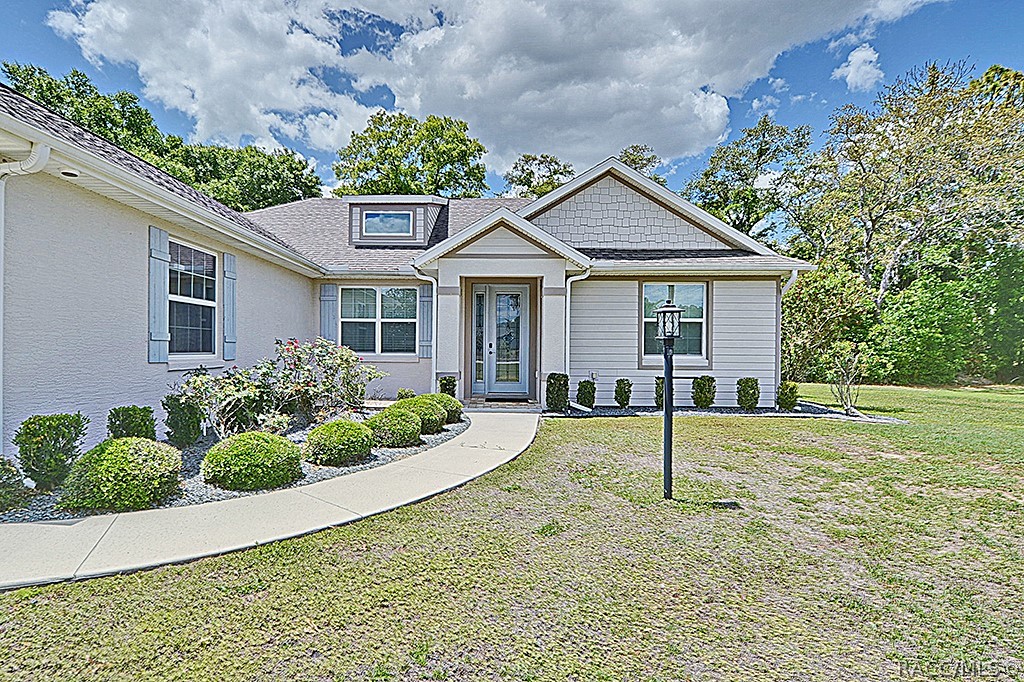 10584 Southwest 53rd Circle Ocala, FL 34471 - Photo 5 of 38