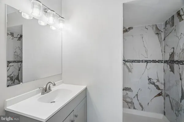 $192,500 | 3316 Huntley Square Drive, Unit A1, Temple Hills, MD 20748