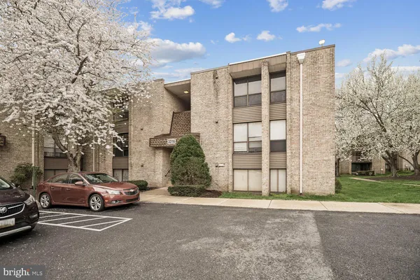 $192,500 | 3316 Huntley Square Drive, Unit A1, Temple Hills, MD 20748