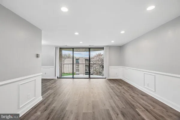 $192,500 | 3316 Huntley Square Drive, Unit A1, Temple Hills, MD 20748