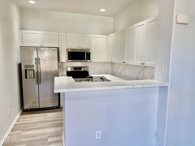 $3,000 | 11640 North Tatum Boulevard, Unit 3040, Phoenix, AZ 85028
