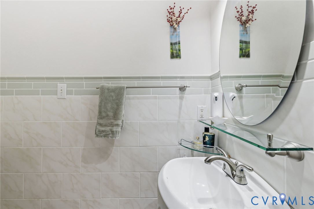 1642 Fairfield Green Road Henrico, VA 23238 - Photo 17 of 34