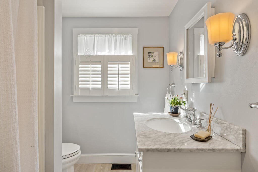 6 Porter Road North Reading, MA 01864 - Photo 14 of 38 Gallery Image 14