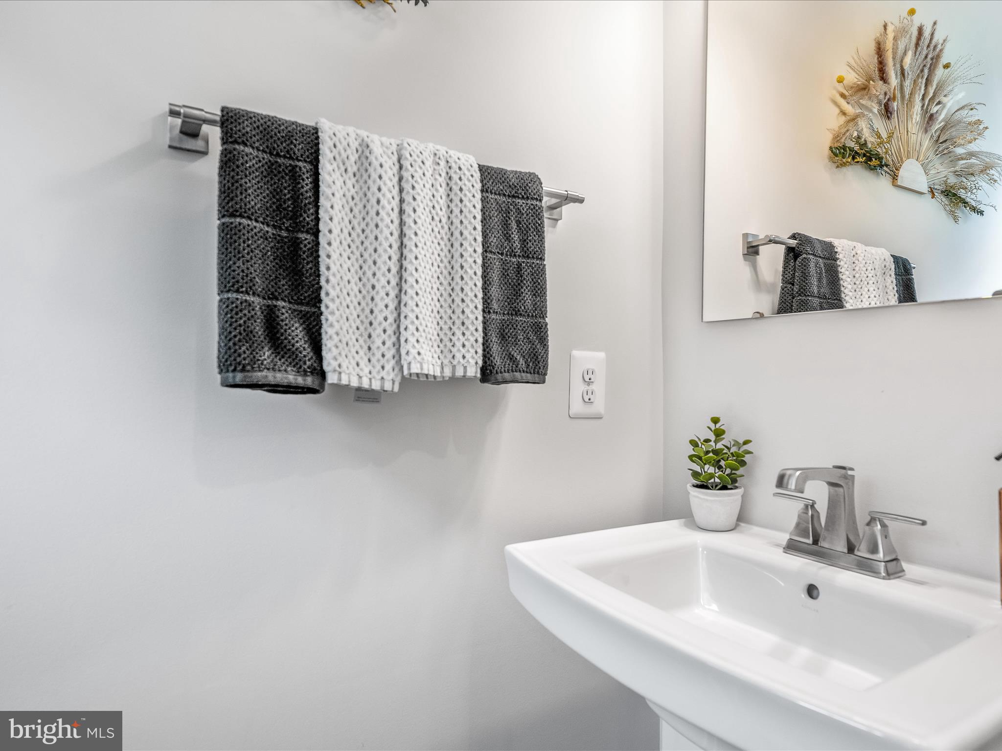 472 Rushbrook Road Martinsburg, WV 25403 - Photo 15 of 48 Half Bath