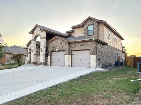 $2,400 | 2607 Seal Pointe, Converse, TX 78109
