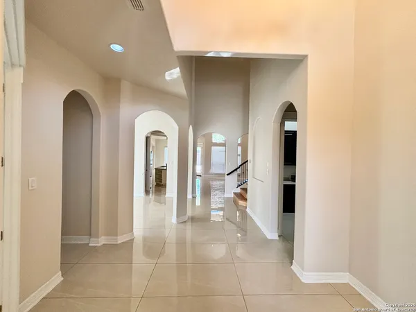$2,400 | 2607 Seal Pointe, Converse, TX 78109