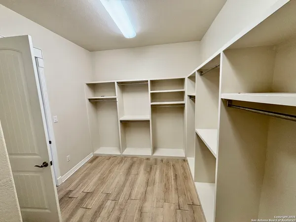$2,400 | 2607 Seal Pointe, Converse, TX 78109