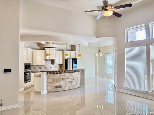 $2,400 | 2607 Seal Pointe, Converse, TX 78109