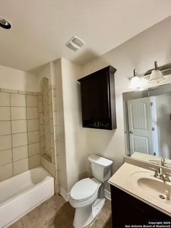 $2,400 | 2607 Seal Pointe, Converse, TX 78109