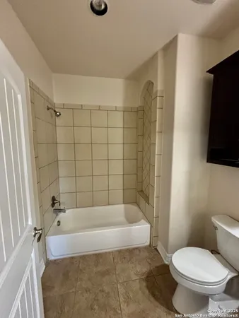 $2,400 | 2607 Seal Pointe, Converse, TX 78109