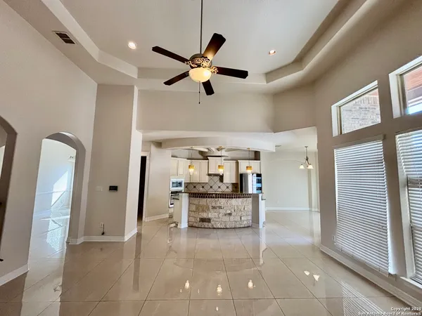 $2,400 | 2607 Seal Pointe, Converse, TX 78109