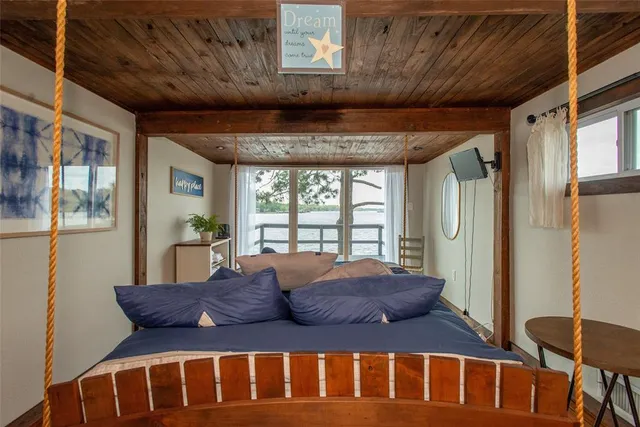 $624,999 | 113 Dolly Drive, Mabank, TX 75156