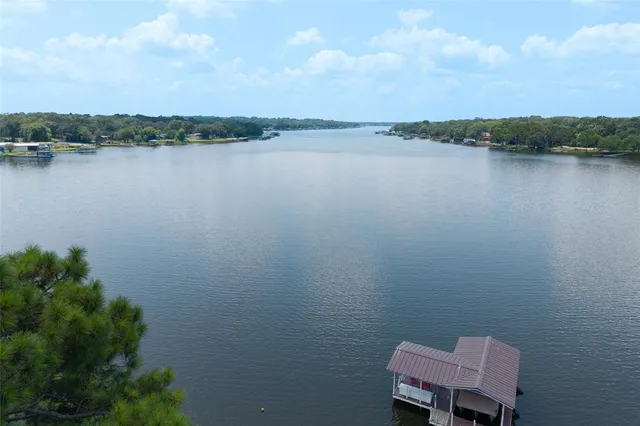 $624,999 | 113 Dolly Drive, Mabank, TX 75156