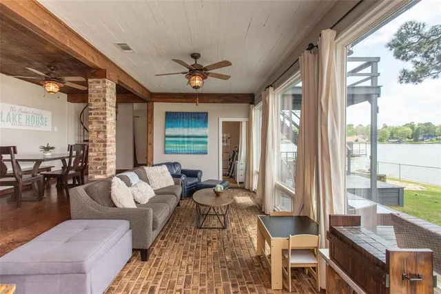 $624,999 | 113 Dolly Drive, Mabank, TX 75156