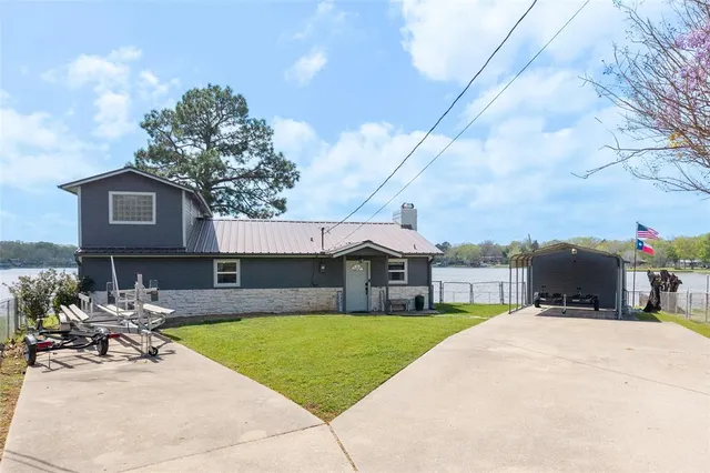$624,999 | 113 Dolly Drive, Mabank, TX 75156