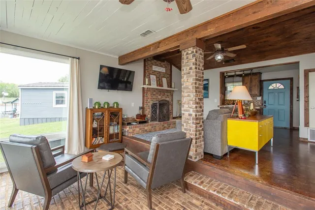 $624,999 | 113 Dolly Drive, Mabank, TX 75156