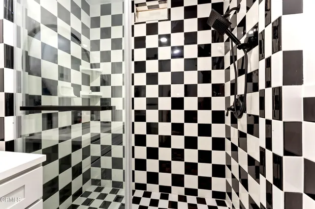 $3,300 | 1121 La Puerta Street, Los Angeles, CA 90023