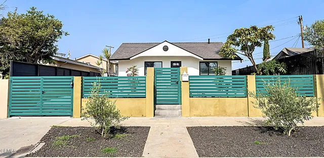 $3,300 | 1121 La Puerta Street, Los Angeles, CA 90023