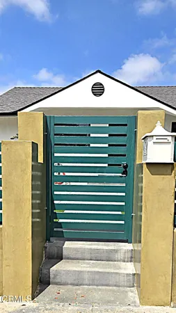 $3,300 | 1121 La Puerta Street, Los Angeles, CA 90023