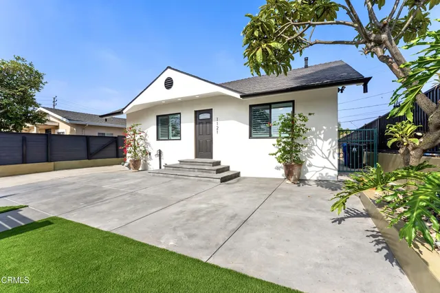 $3,300 | 1121 La Puerta Street, Los Angeles, CA 90023