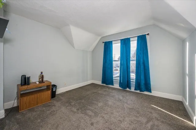 $237,500 | 1924 Banks Avenue, Superior, WI 54880