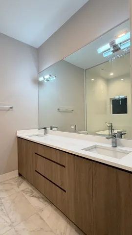 $4,450 | 2930 North Lincoln Avenue, Unit 2, Chicago, IL 60657