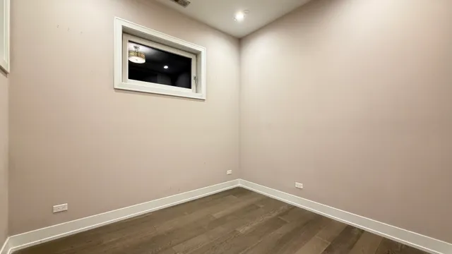 $4,450 | 2930 North Lincoln Avenue, Unit 2, Chicago, IL 60657