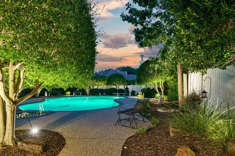 $725,000 | 2610 Pinevalley Drive, Arlington, TX 76001