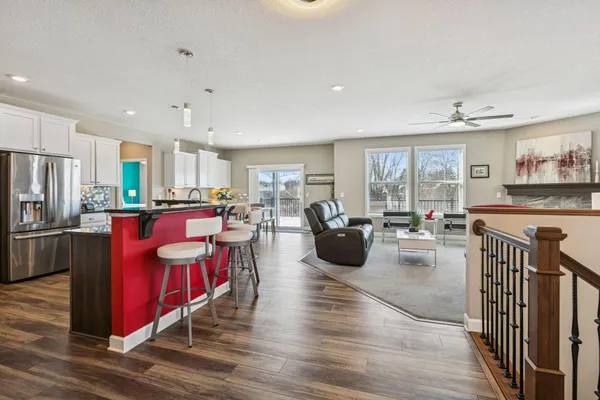 $699,900 | 11071 Sundance Ridge, Dayton, MN 55369