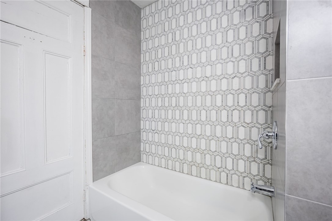 336 Melville Street Rochester, NY 14609 - Photo 11 of 29