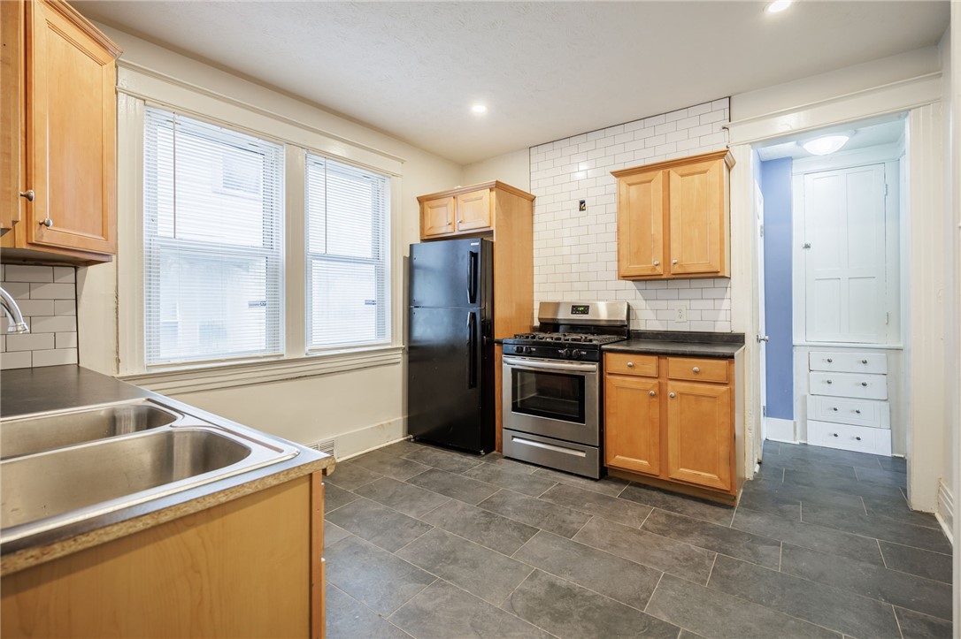 336 Melville Street Rochester, NY 14609 - Photo 20 of 29