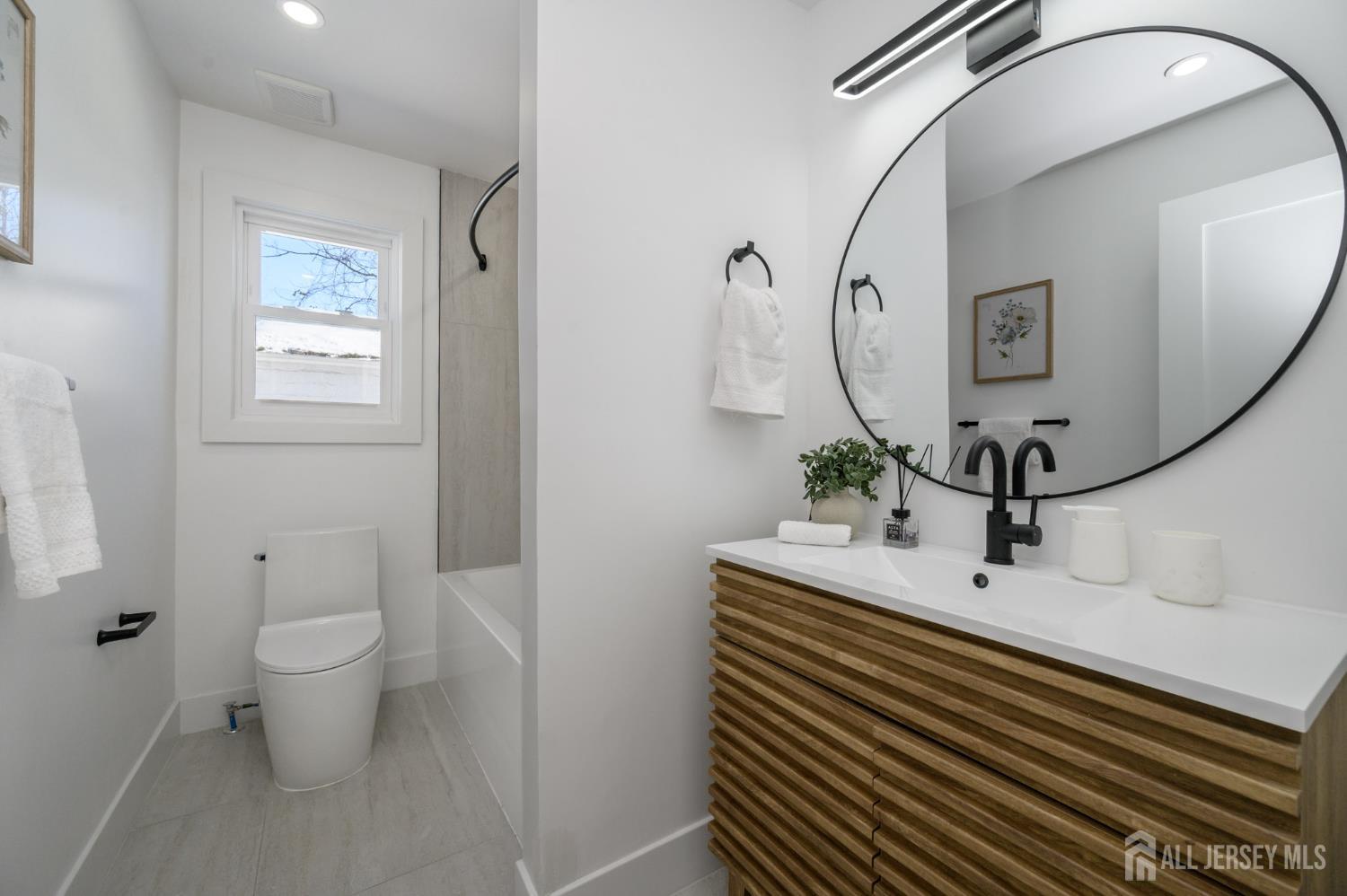 341 Forest Drive Union, NJ 07083 - Photo 18 of 44