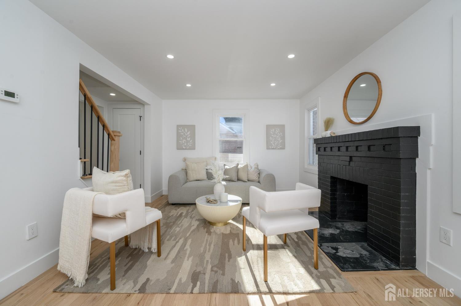 341 Forest Drive Union, NJ 07083 - Photo 5 of 44