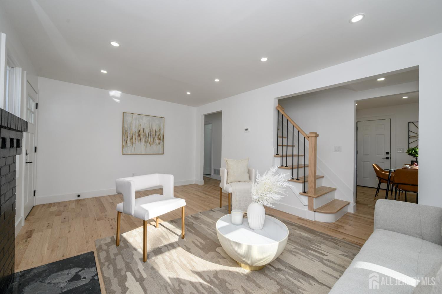 341 Forest Drive Union, NJ 07083 - Photo 6 of 44