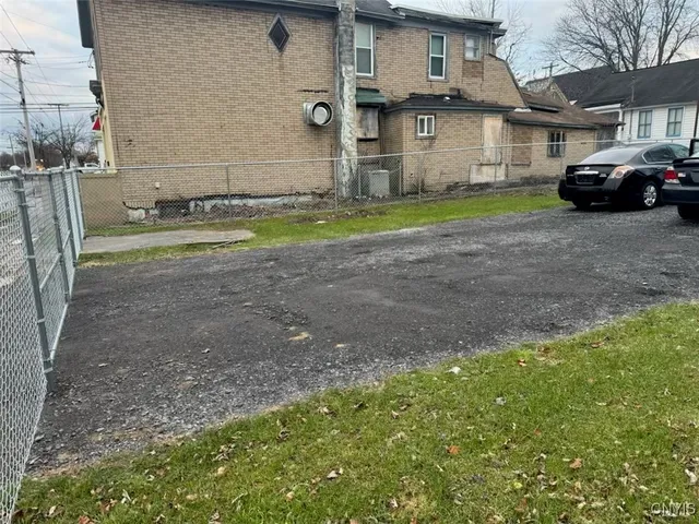 $187,900 | 504 Eagle Street, Utica, NY 13501