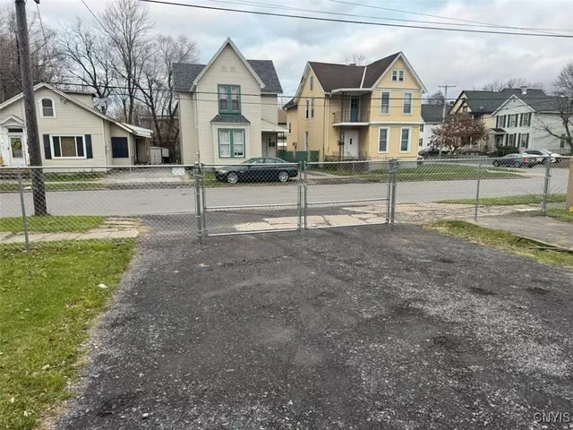 $187,900 | 504 Eagle Street, Utica, NY 13501