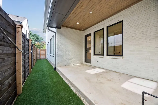 $2,095,000 | 5636 Winton Street, Dallas, TX 75206