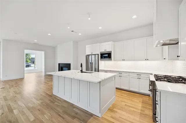 $2,095,000 | 5636 Winton Street, Dallas, TX 75206